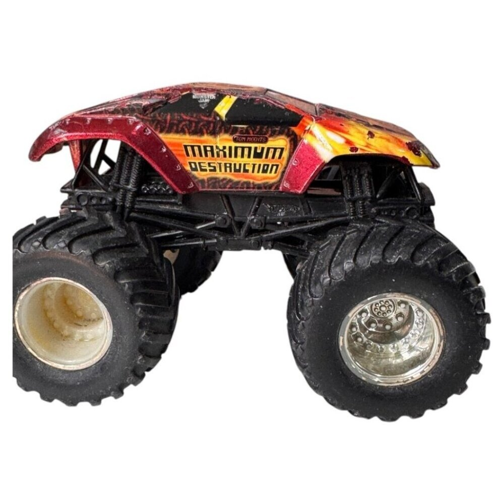 Hot Wheels Maximum Destruction Monster Jam Truck Scale Model Rare Red Color